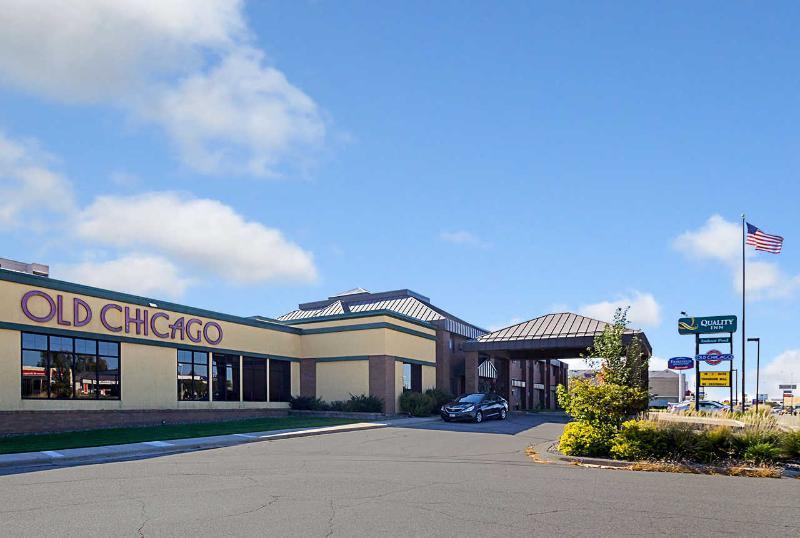 Quality Inn Thief River Falls Exterior photo