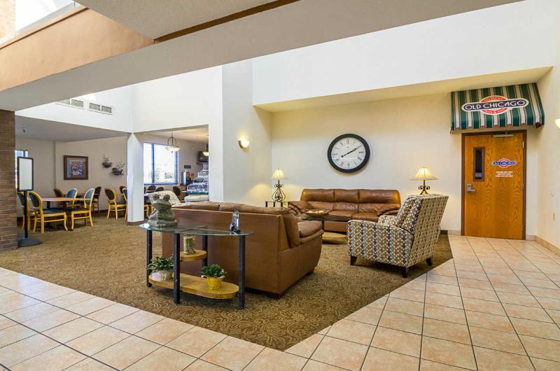Quality Inn Thief River Falls Exterior photo